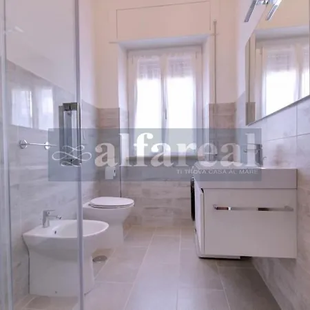 Laura F, 2 Camere, Aria Condizionata E A 200 M Dal Mare! By Alfareal Apartment *